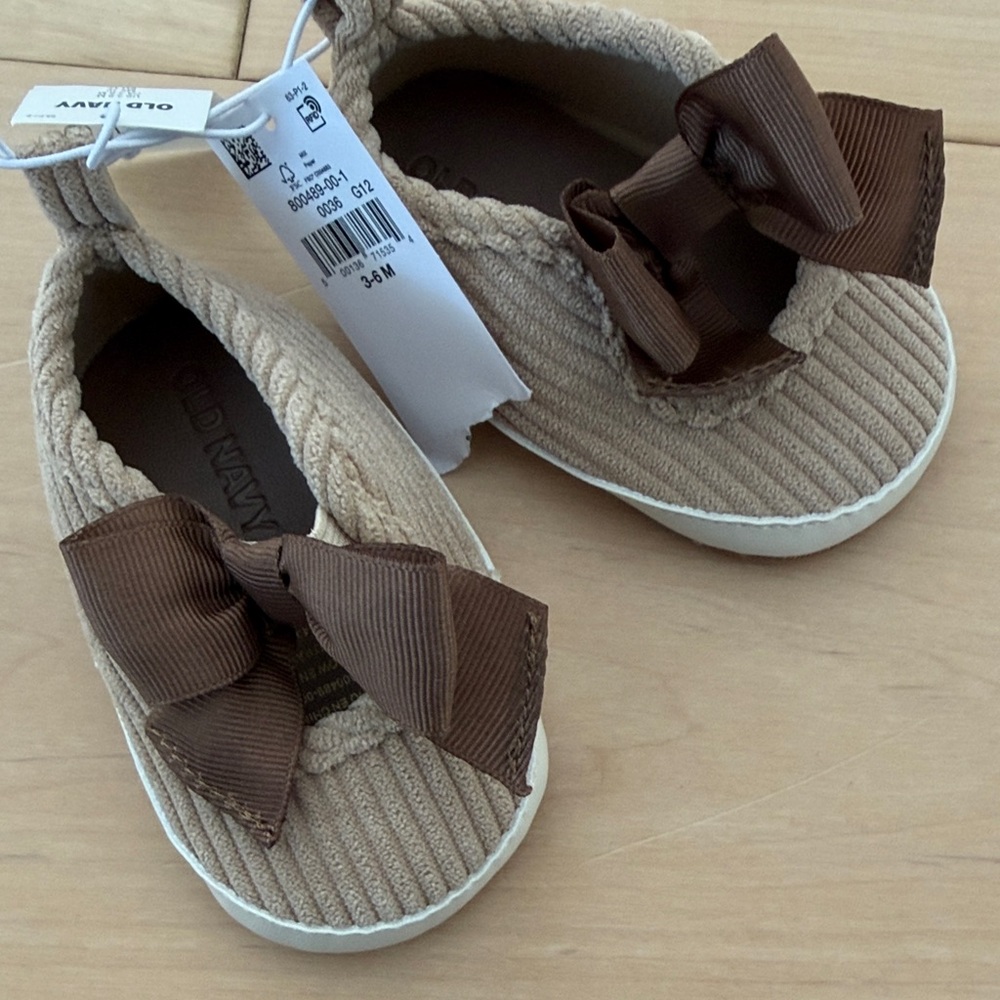 Old Navy Baby Shoes with Brown Ribbon